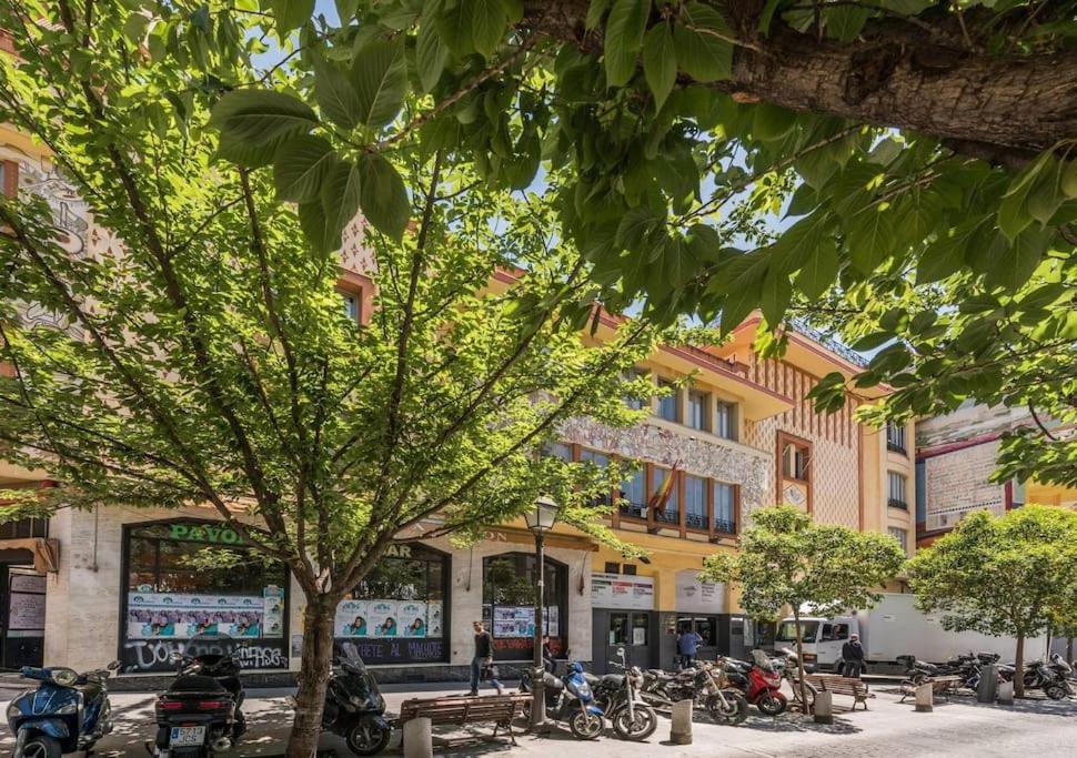 Estudio Lavapiés cerca de Antón Martín Madrid Exterior foto